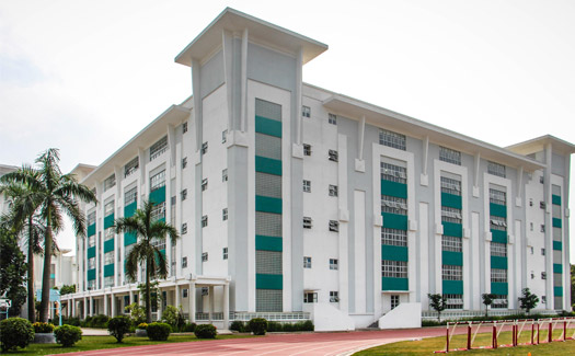 Alternatives International School